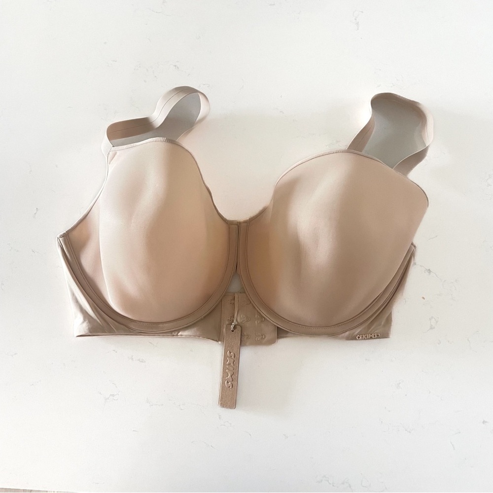 NWT SKIMS Weightless Demi Bra. Womens 42DDD. Color Sand